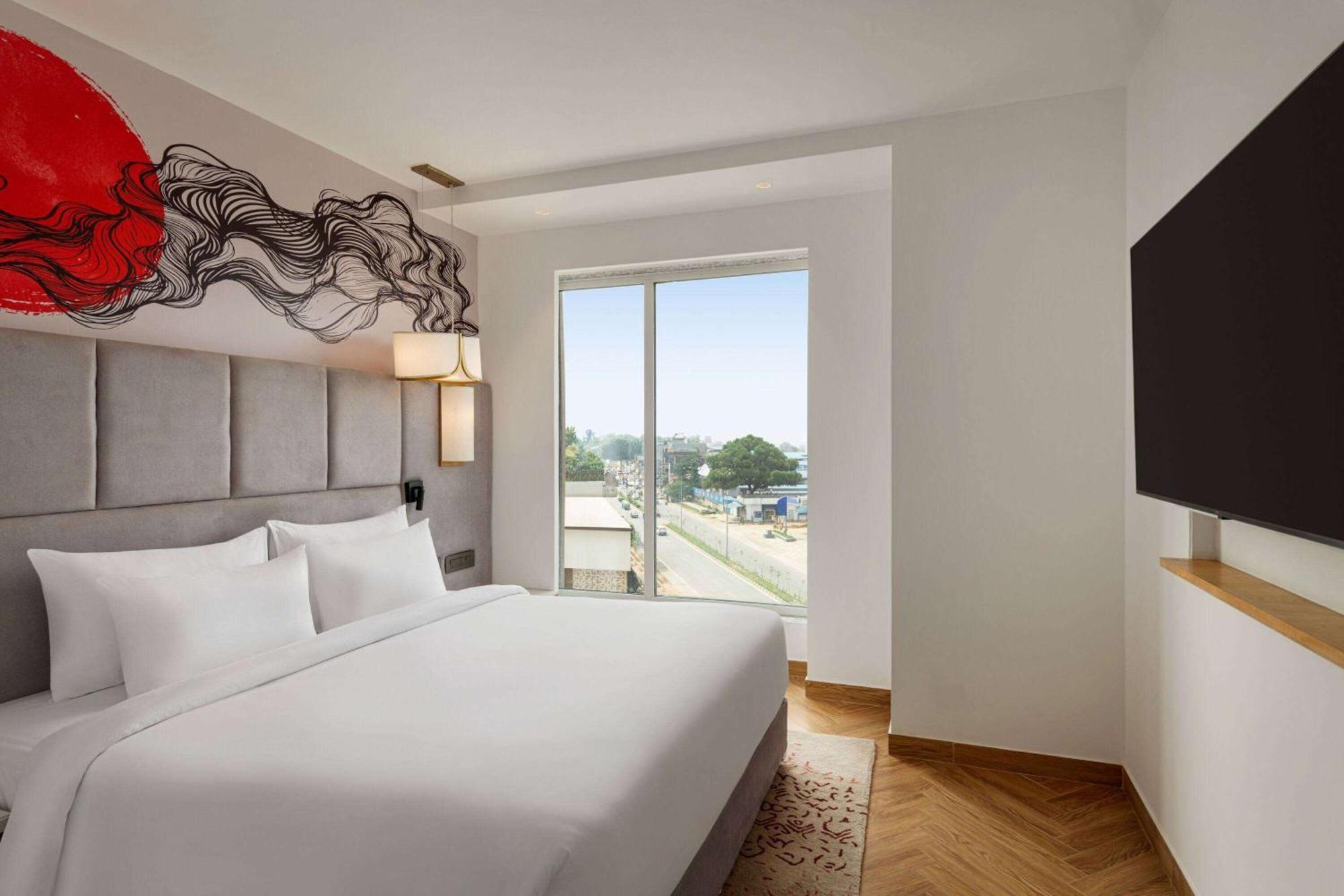 Ramada By Wyndham Gorakhpur Gorakhnath Mandir Road Hotel Kültér fotó